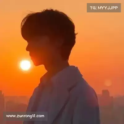 葛昀